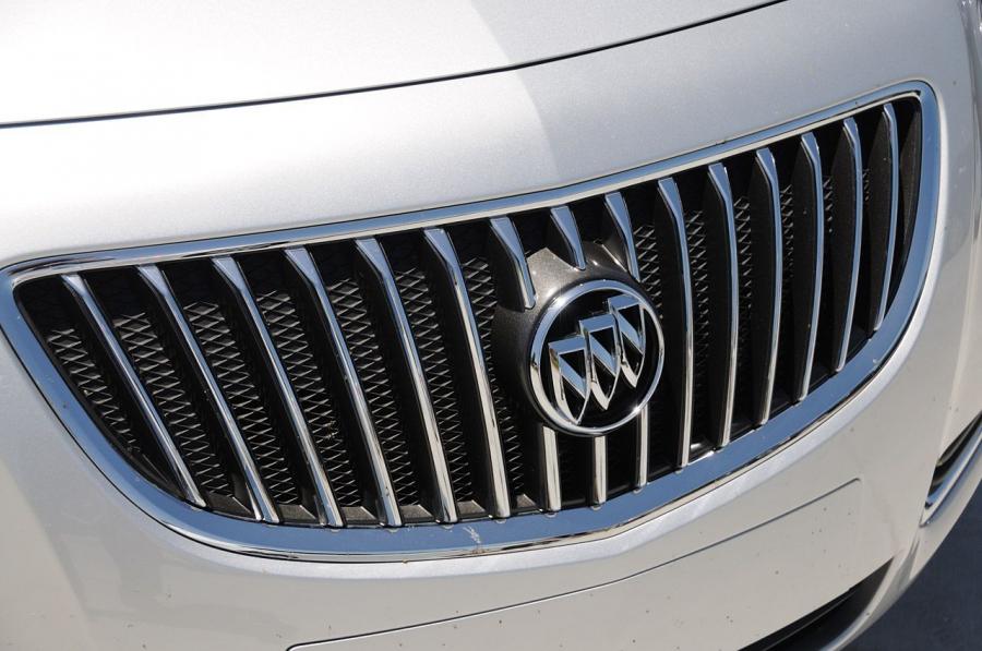  Buick Regal 2011 года  (фото 70 из 77)